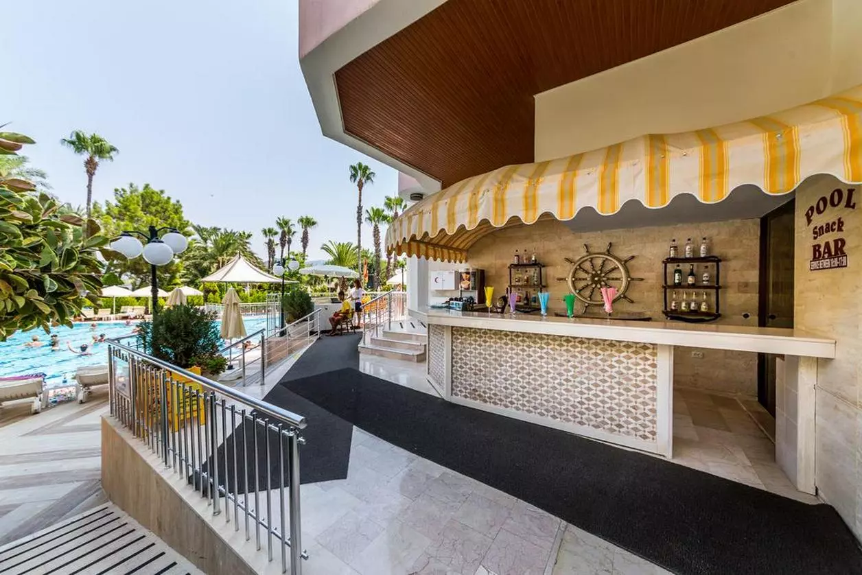 AQUA HOTEL_SHABAVIZ (10).jpg